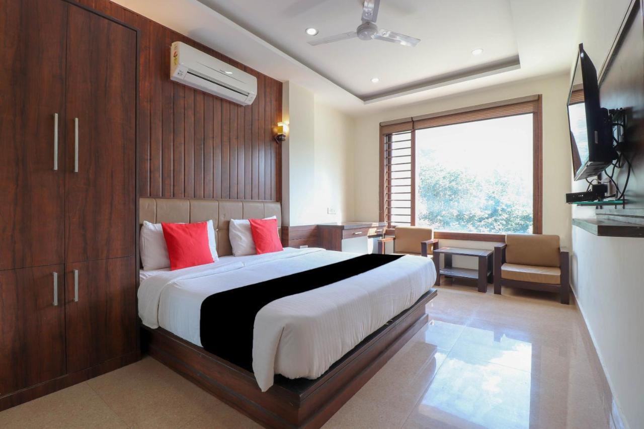Capital O 76444 Hotel Hill-Top Inn Narendra Nagar Bagian luar foto